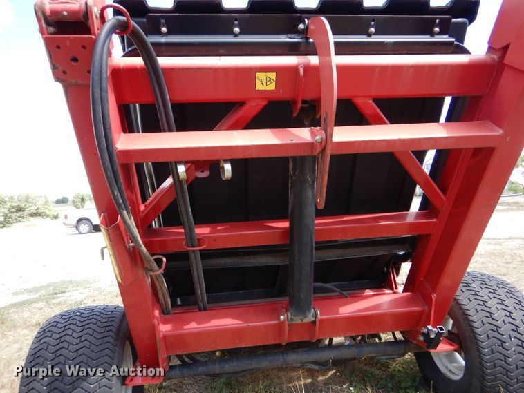 image for item LB9950 Toro Pro Sweep 5200  sweeper