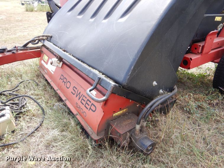 image for item LB9950 Toro Pro Sweep 5200  sweeper