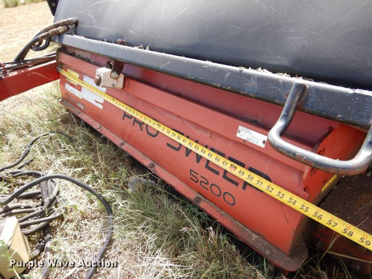 image for item LB9950 Toro Pro Sweep 5200  sweeper