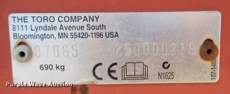 image for item LB9950 Toro Pro Sweep 5200  sweeper