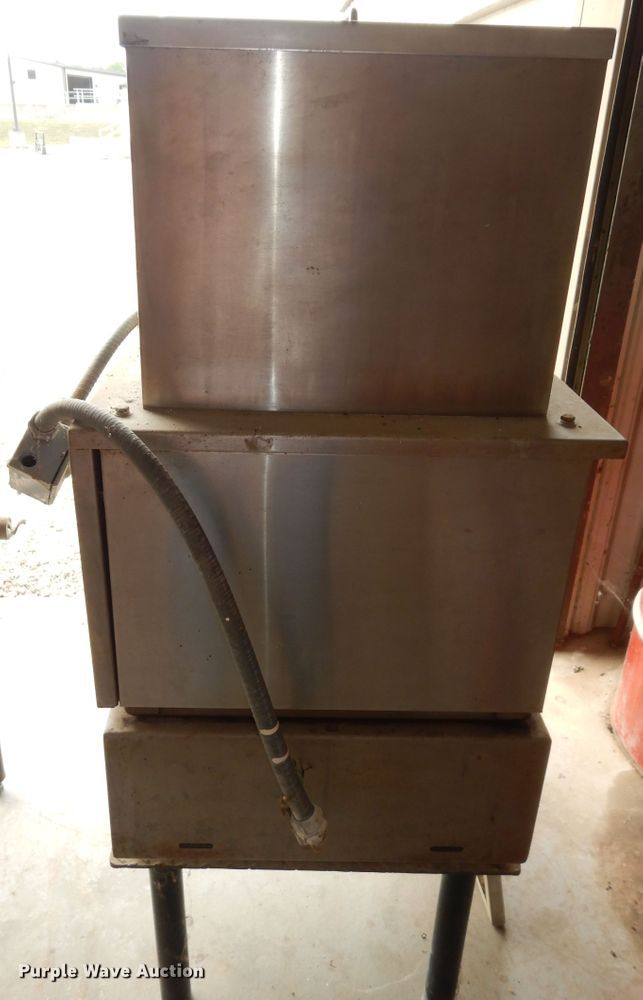 image for item LR9799 Water treatment plant equipment