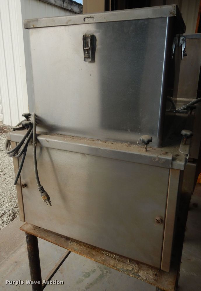 image for item LR9799 Water treatment plant equipment