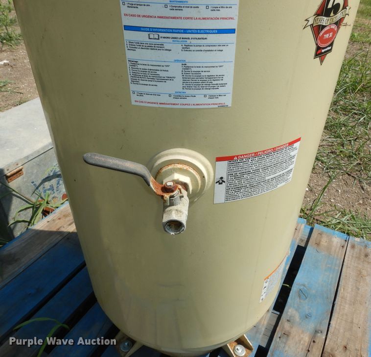 image for item LR9802 Ingersoll Rand TS4L5  air compressor