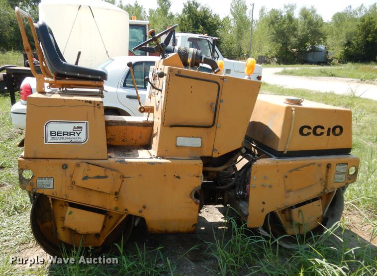 image for item LR9805 1980 Dynapac CC10  double drum vibratory roller