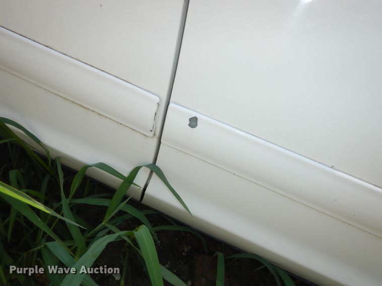 image for item LR9806 1999 Ford Crown Victoria Police Interceptor