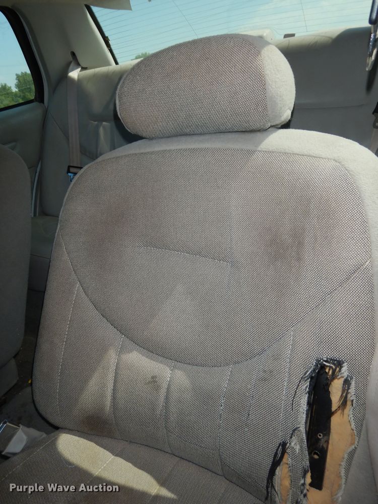 image for item LR9806 1999 Ford Crown Victoria Police Interceptor