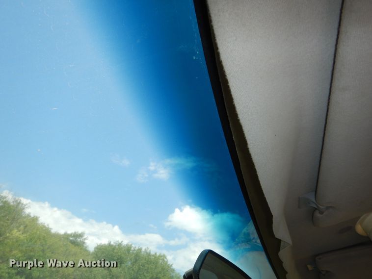 image for item LR9806 1999 Ford Crown Victoria Police Interceptor