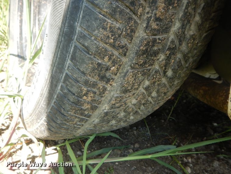 image for item LR9806 1999 Ford Crown Victoria Police Interceptor