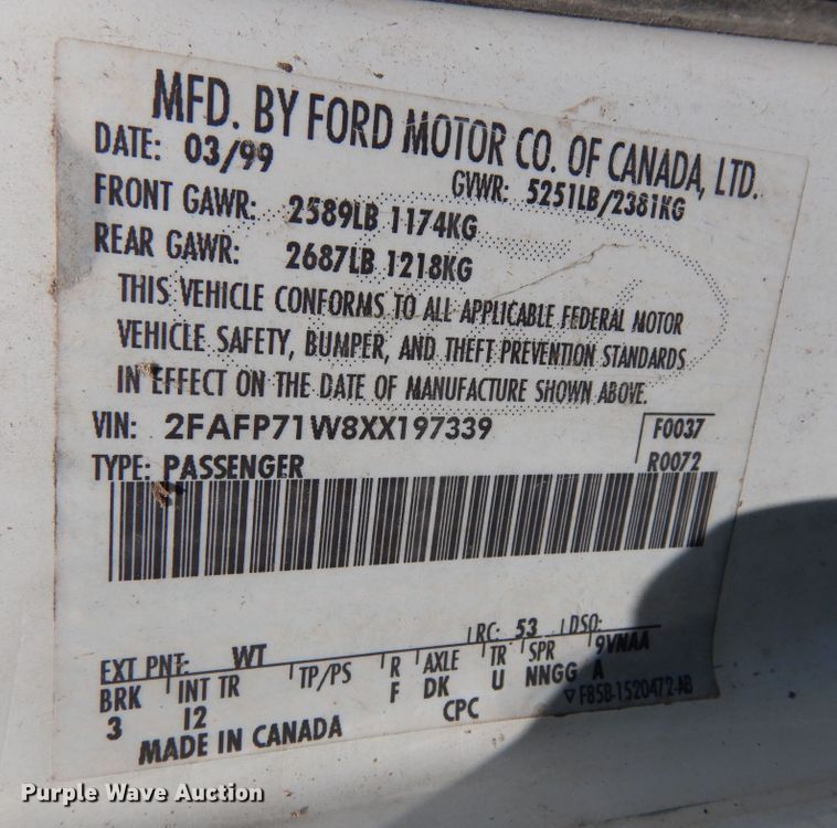 image for item LR9806 1999 Ford Crown Victoria Police Interceptor