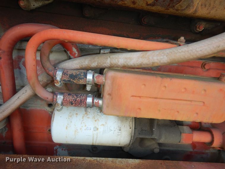 image for item LR9807 1980 International 886  tractor