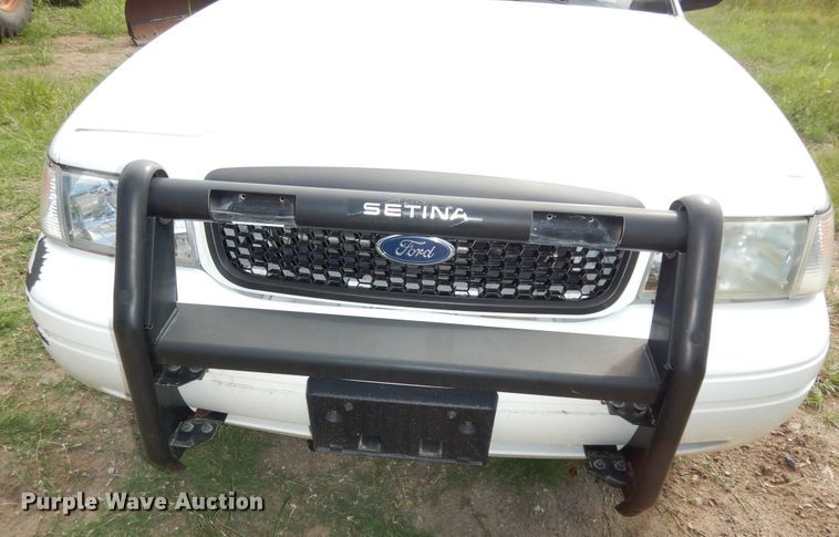 image for item LR9809 2011 Ford Crown Victoria Police Interceptor