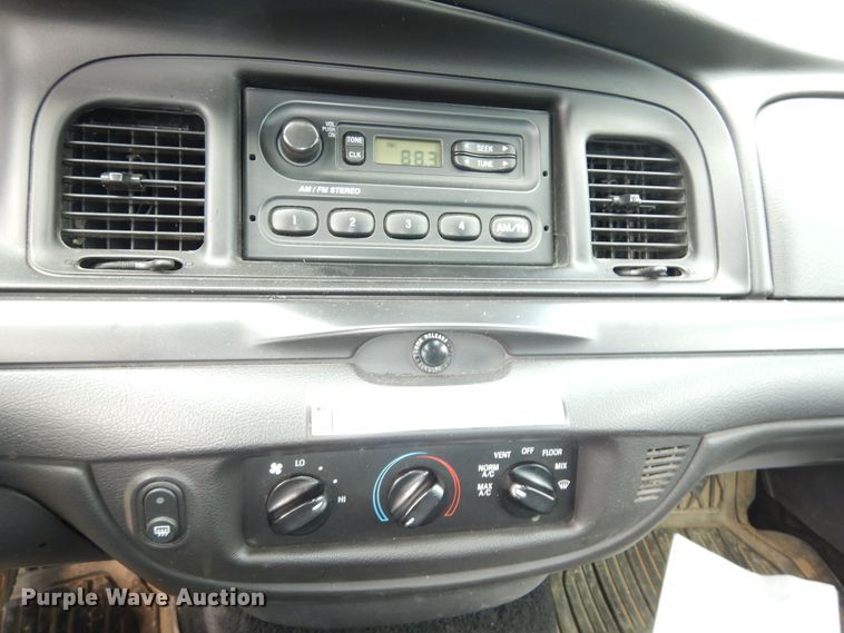 image for item LR9809 2011 Ford Crown Victoria Police Interceptor