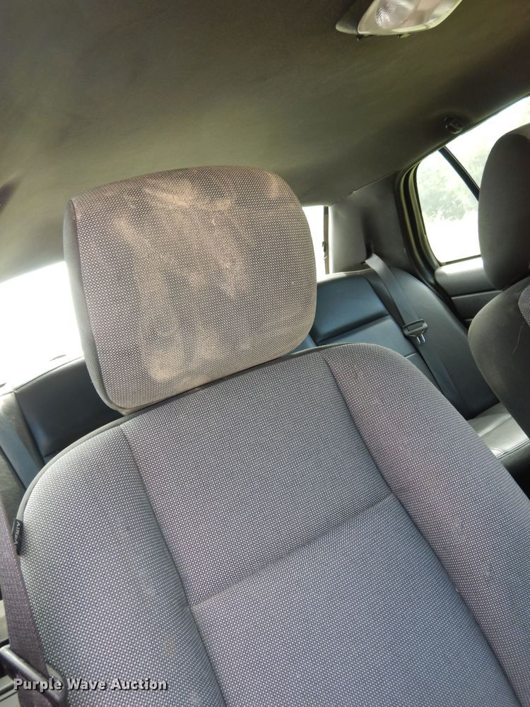 image for item LR9809 2011 Ford Crown Victoria Police Interceptor