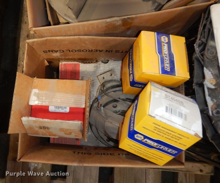 image for item LR9810 Spreader