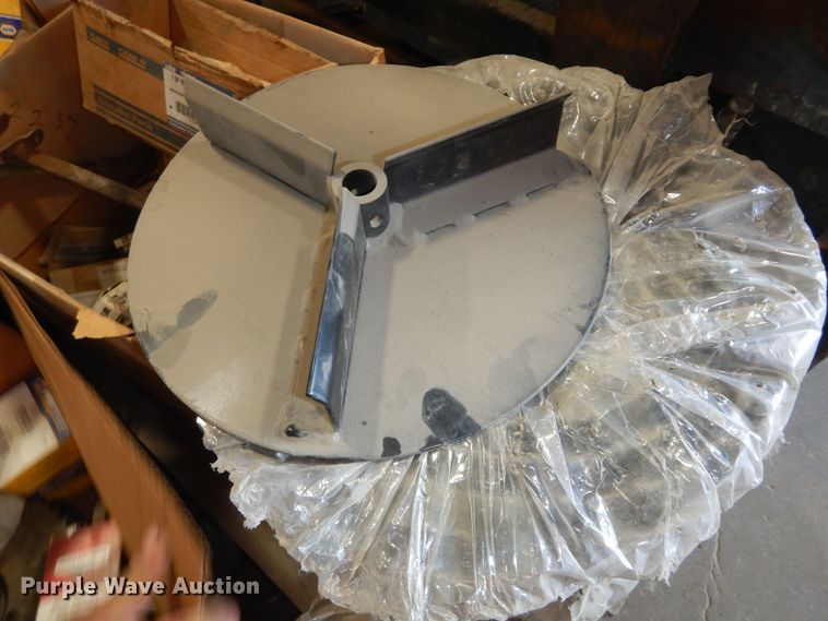 image for item LR9810 Spreader