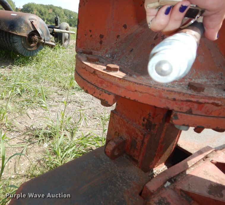 image for item LR9811 BMB Earth Brute  blade