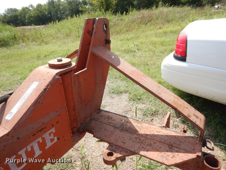 image for item LR9811 BMB Earth Brute  blade