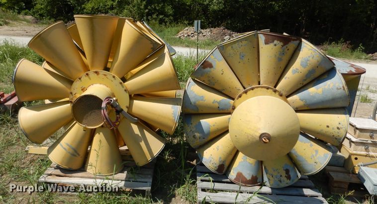 image for item LR9812 (5) tornado sirens