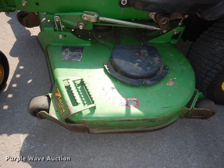 image for item LR9823 John Deere Z970R  ZTR lawn mower