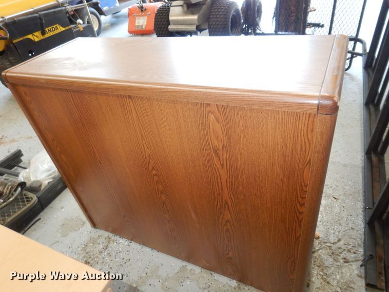 Furniture in Lenexa, KS Item LR9830 sold Purple Wave