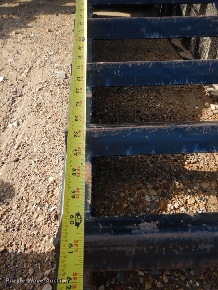 image for item LS9871 2009 Big Tex  equipment trailer