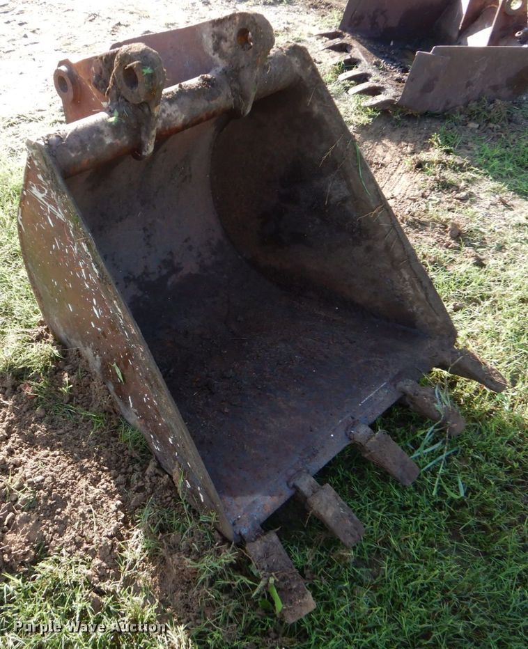image for item LS9872 30" W backhoe bucket