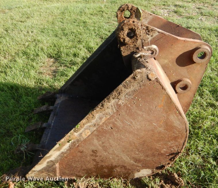 image for item LS9872 30" W backhoe bucket