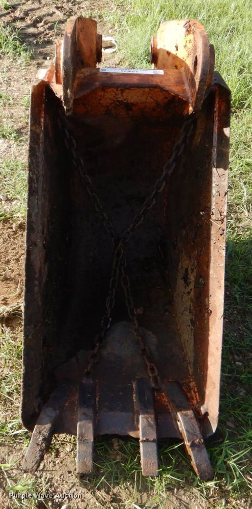 image for item LS9874 17"W backhoe bucket