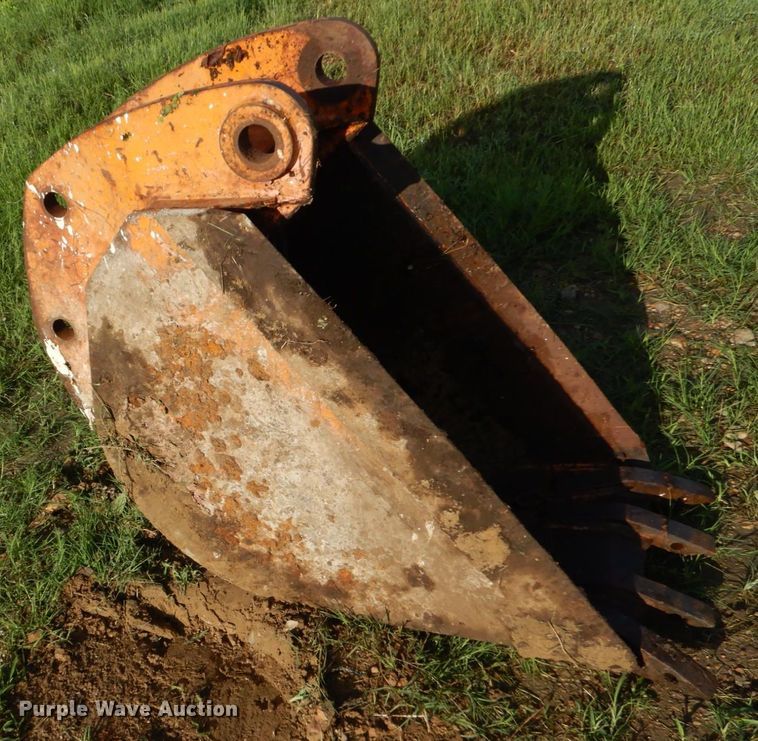image for item LS9874 17"W backhoe bucket