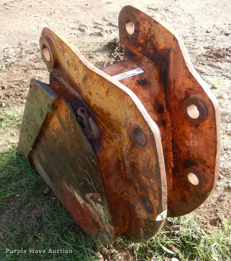 image for item LS9874 17"W backhoe bucket