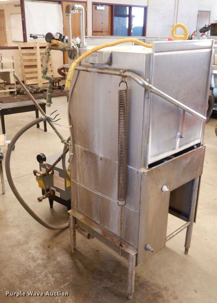 image for item LY9085 Hobart AM-14  dishwasher