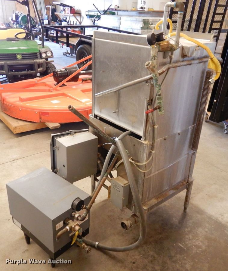 image for item LY9085 Hobart AM-14  dishwasher