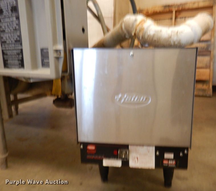 image for item LY9085 Hobart AM-14  dishwasher