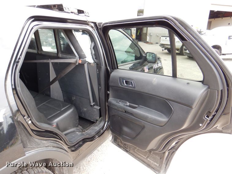 image for item MF9198 2017 Ford Explorer Police Interceptor  SUV