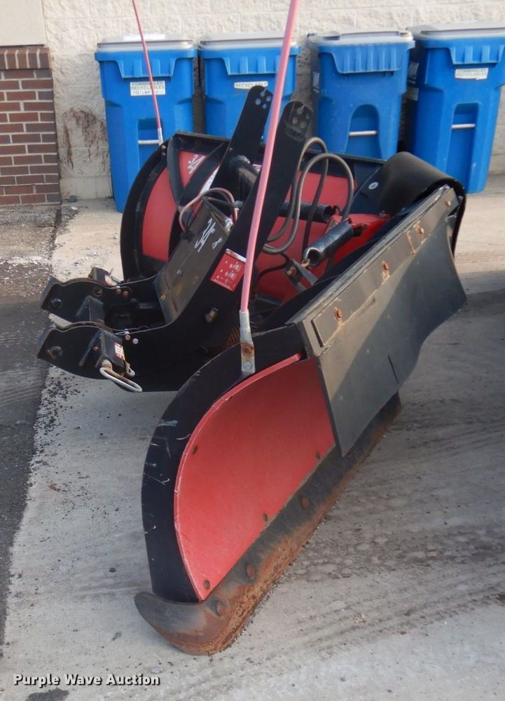 image for item MH9054 Boss MSC07592  V-plow