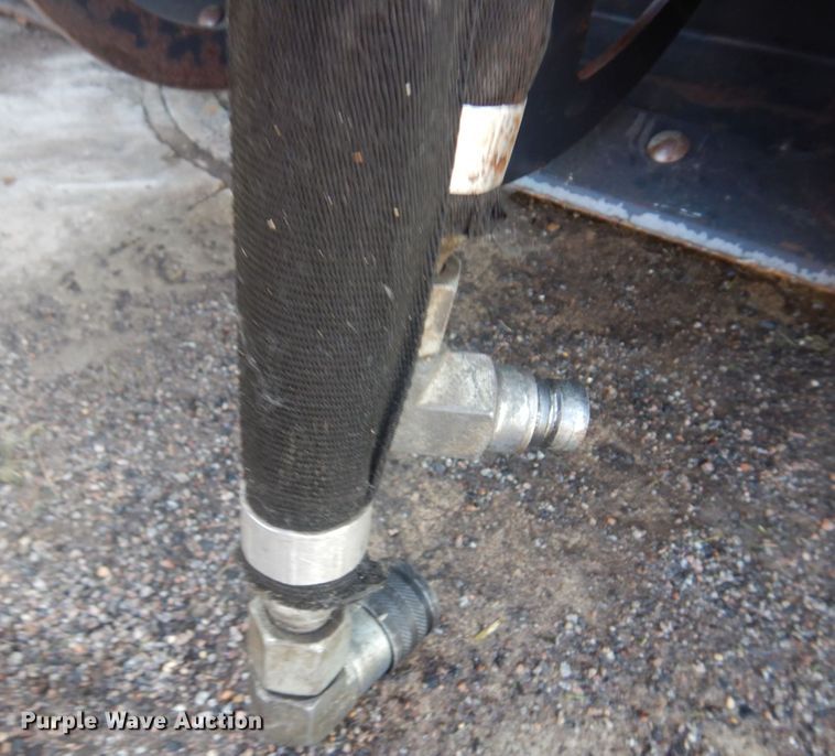 image for item MH9057 2013 Bobcat SB200X66  skid steer snow blower