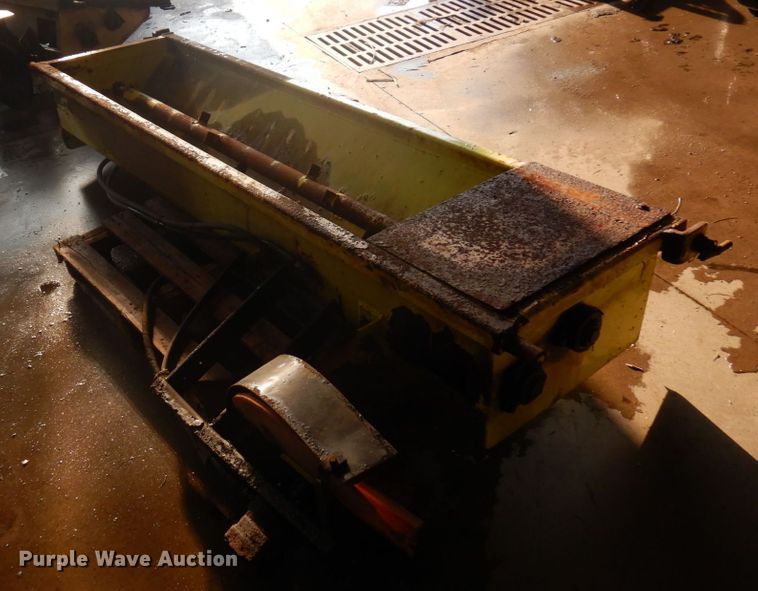 image for item MH9059 End gate spreader