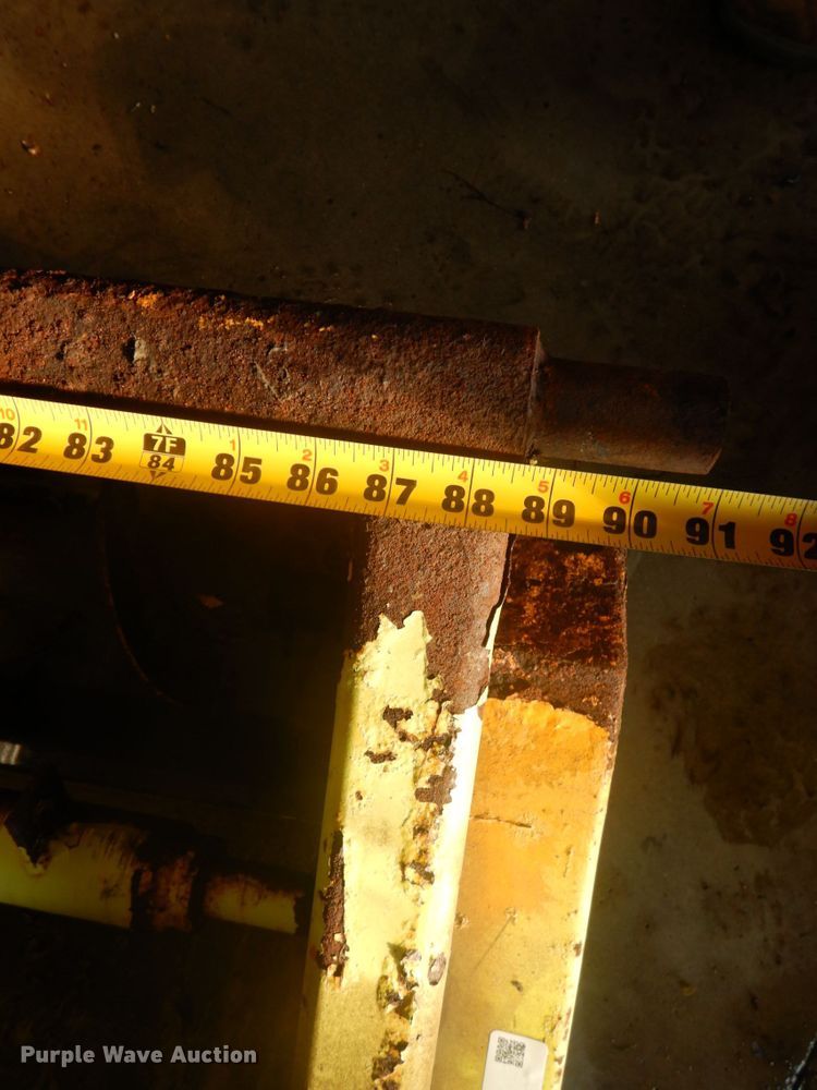 image for item MH9059 End gate spreader