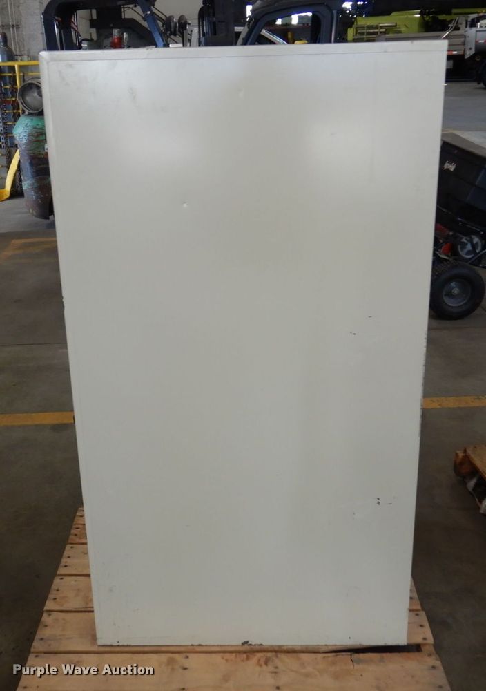 image for item MH9061 Office supplies and equipment