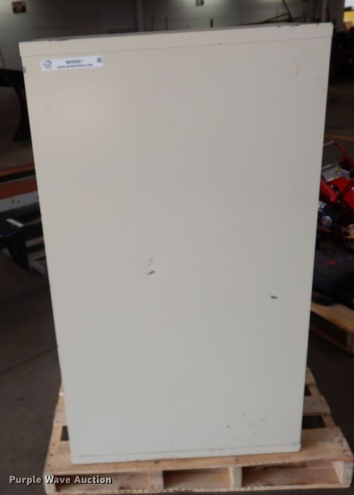 image for item MH9061 Office supplies and equipment