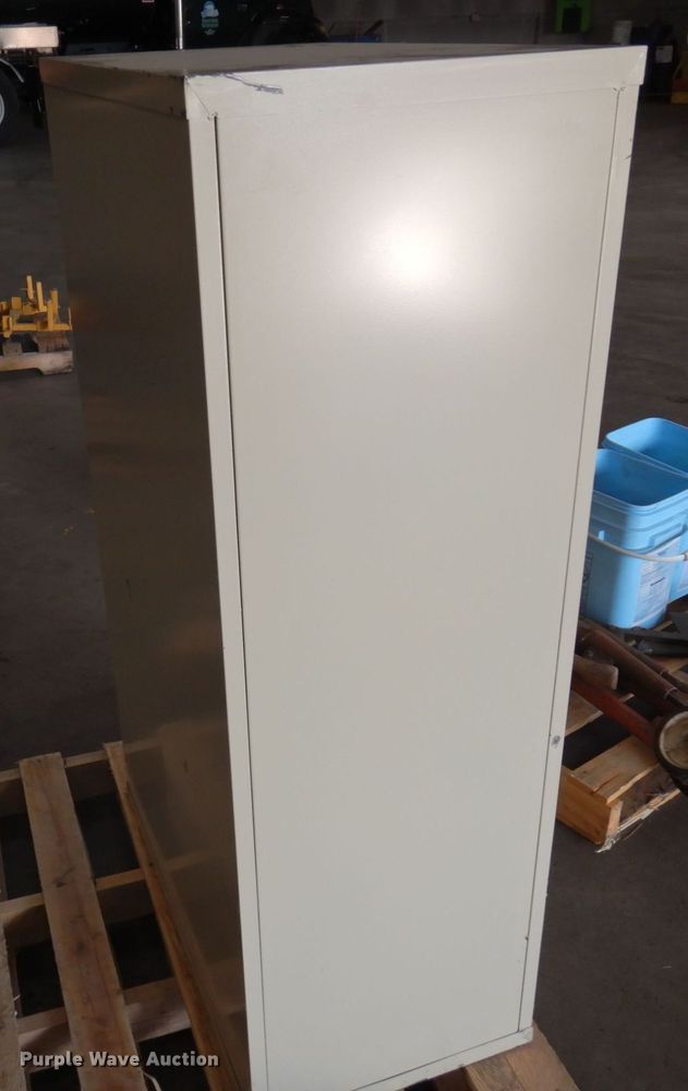 image for item MH9061 Office supplies and equipment