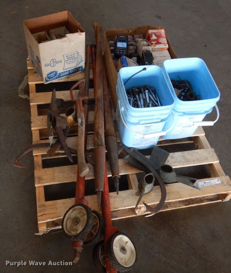 image for item MH9062 Tools