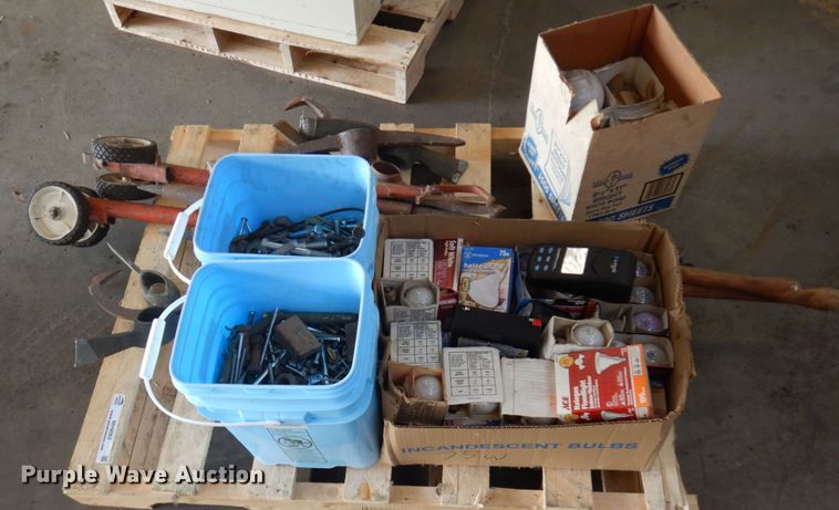 image for item MH9062 Tools