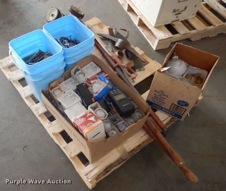 image for item MH9062 Tools