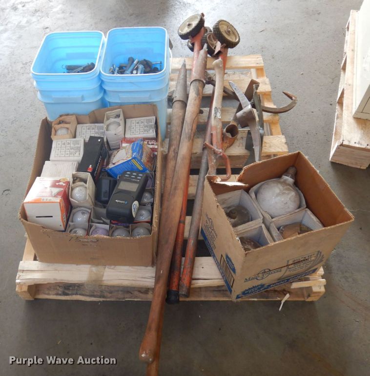 image for item MH9062 Tools