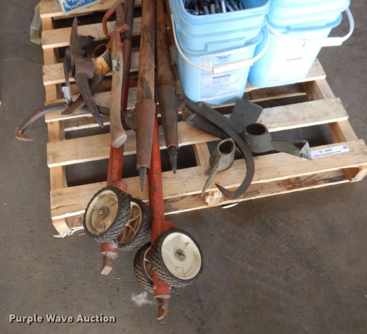 image for item MH9062 Tools