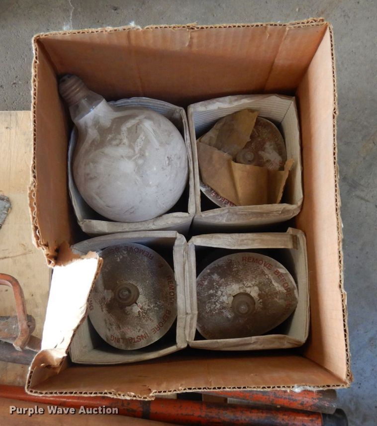 image for item MH9062 Tools