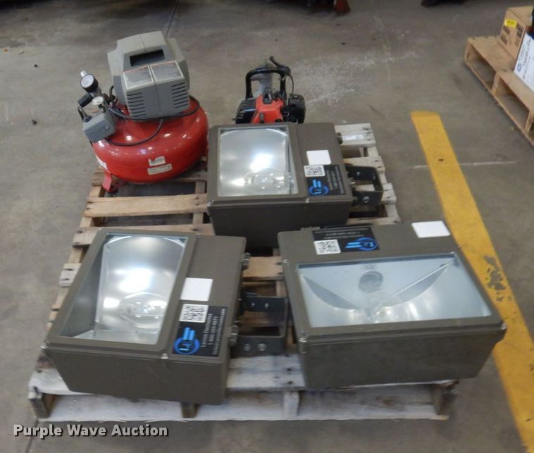 image for item MH9067 Tools