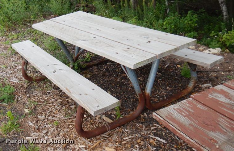 image for item MH9068 (5) picnic tables