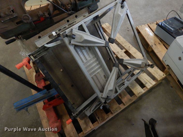 image for item MH9069 Tools